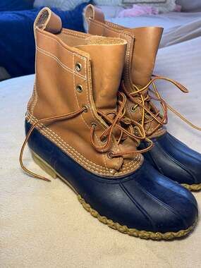 L.L.Bean Bean Boots 8-Inch Leather Duck Boots Navy Tan